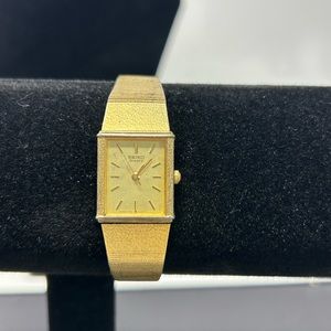 Vintage Ladies Seiko Gold Tone Quartz Watch Japan